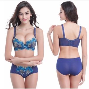 Sale Luxury New Bra and Panty set 34C/75C